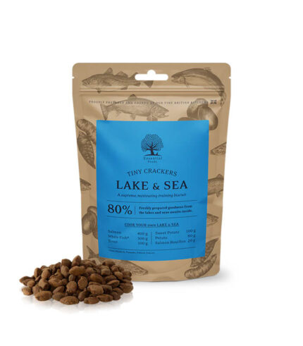 ESSENTIAL FOODS Lake & Sea Tiny Crackers - trening poslastice za pse sa ribom (100g)