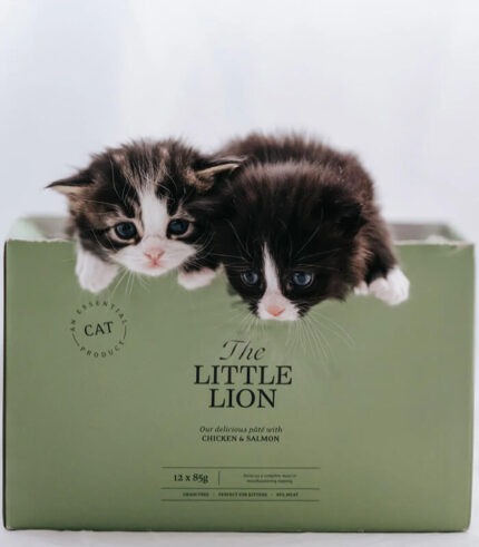 ESSENTIAL FOODS The Little Lion Pâté - pašteta za mačiće sa piletinom i lososom u sosu